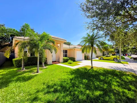 14013 Cypress Cove Circle
