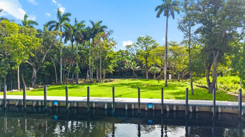 333 SW 14th Way Fort Lauderdale, FL 33312