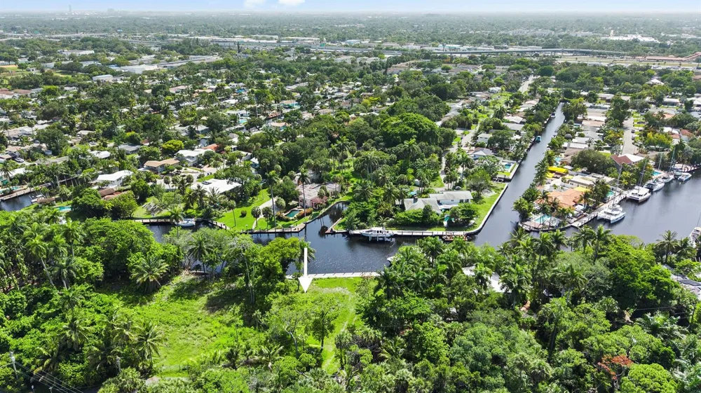 333 SW 14th Way Fort Lauderdale, FL 33312