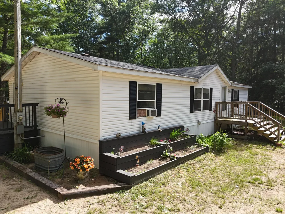 18233 Old House Road Norman Township, MI 49689