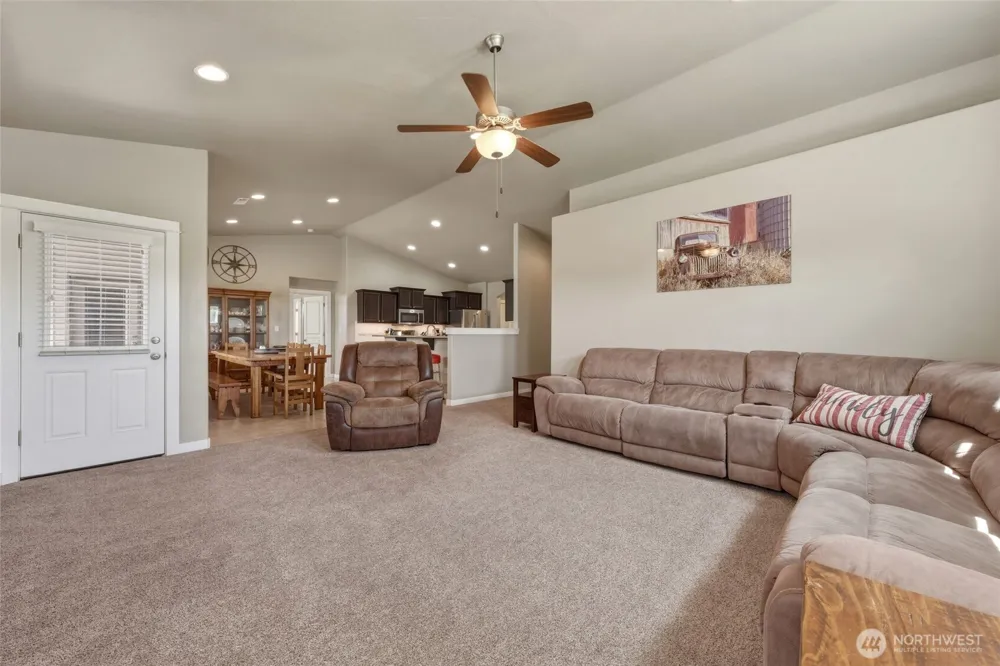 1396 Caprio Loop Walla Walla, WA 99362