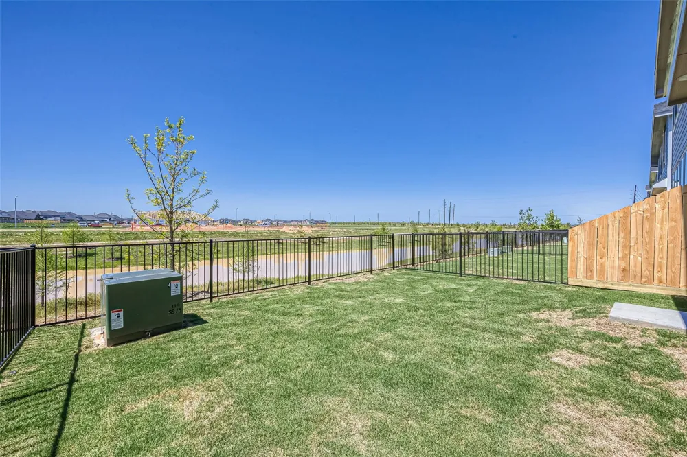 5554 Amber Brook Lane Fulshear, TX 77441