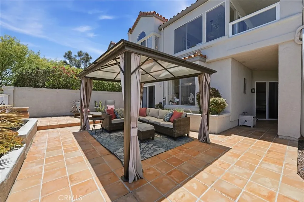 10 Toulon Laguna Niguel, CA 92677