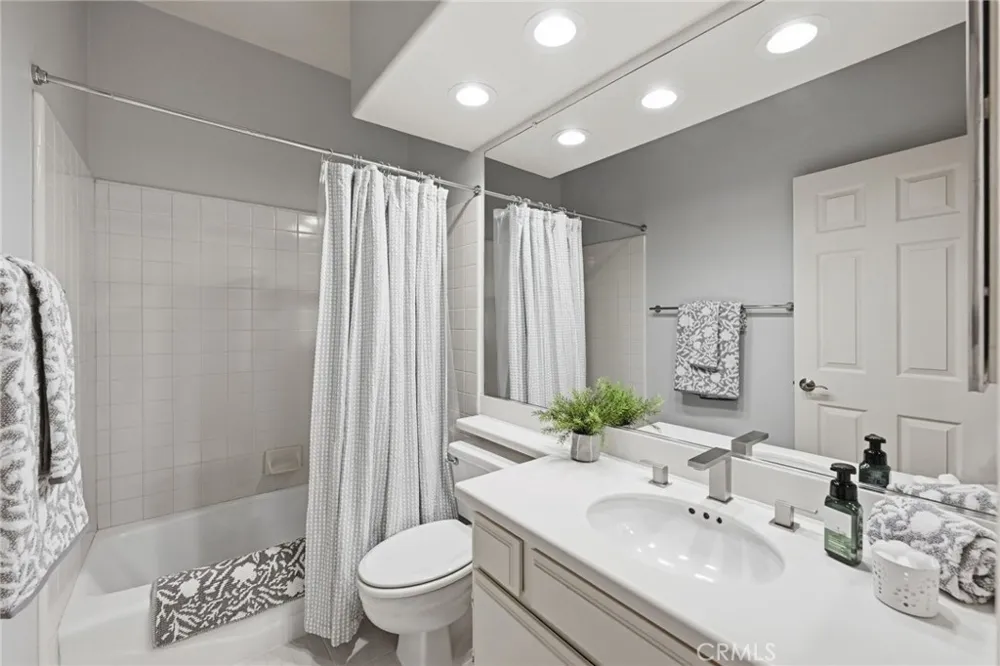 10 Toulon Laguna Niguel, CA 92677