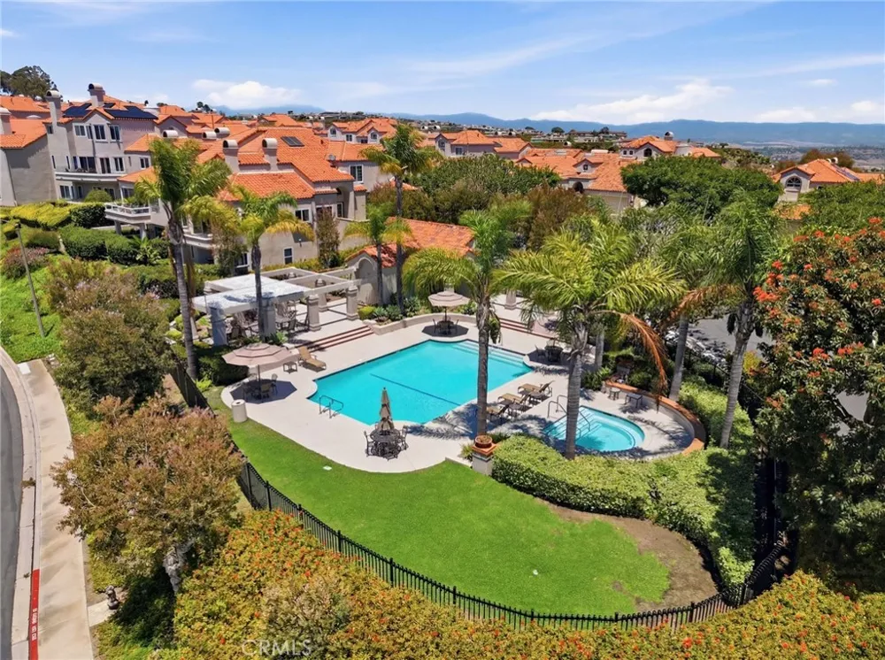 10 Toulon Laguna Niguel, CA 92677