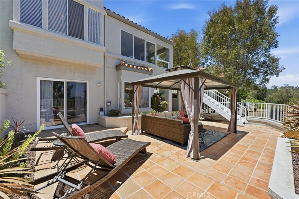 10 Toulon Laguna Niguel, CA 92677