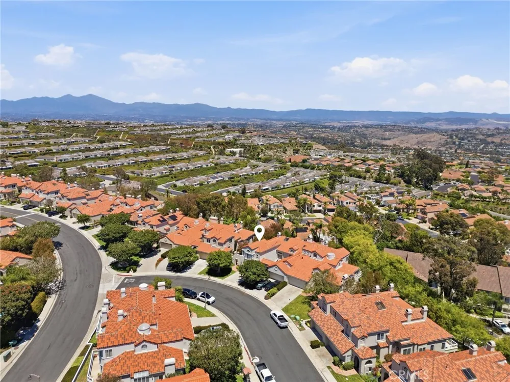 10 Toulon Laguna Niguel, CA 92677