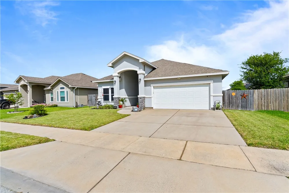 2217 Torrente Drive Corpus Christi, TX 78414