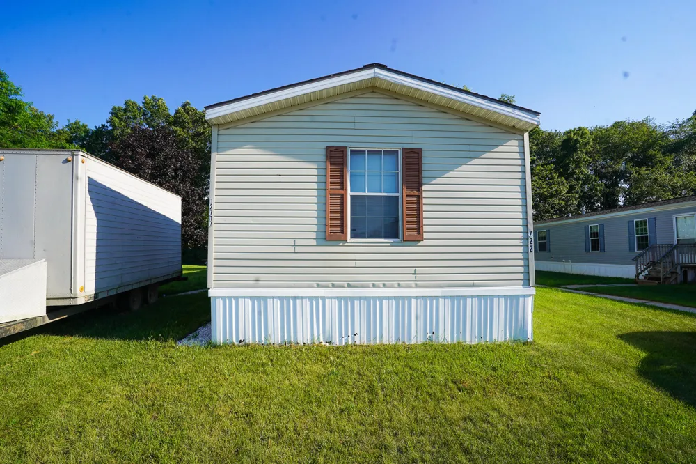 12717 S Grey Court Wayland, MI 49348