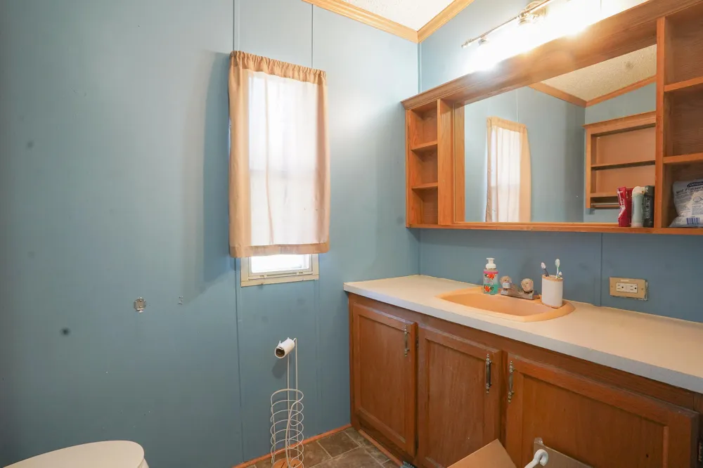 12717 S Grey Court Wayland, MI 49348