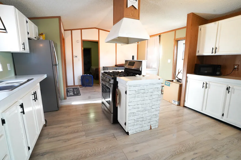 12717 S Grey Court Wayland, MI 49348
