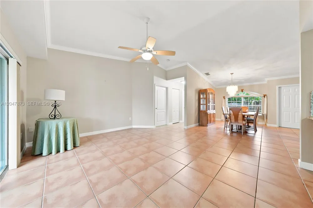 15059 SW 33rd Ter Miami, FL 33185