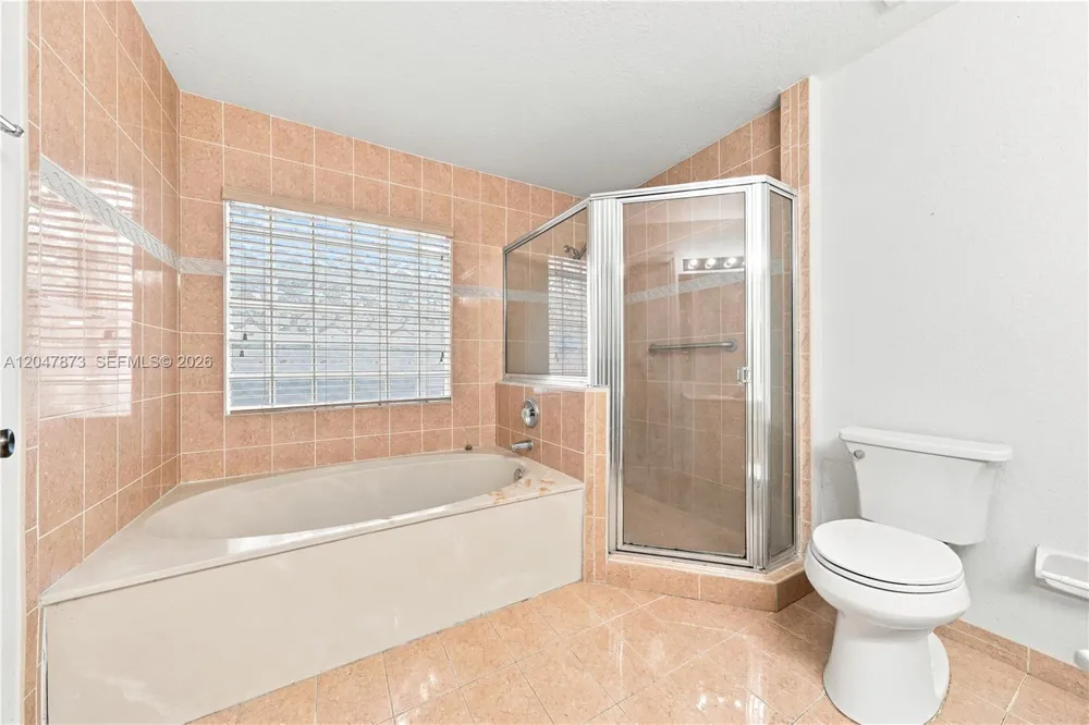 15059 SW 33rd Ter Miami, FL 33185