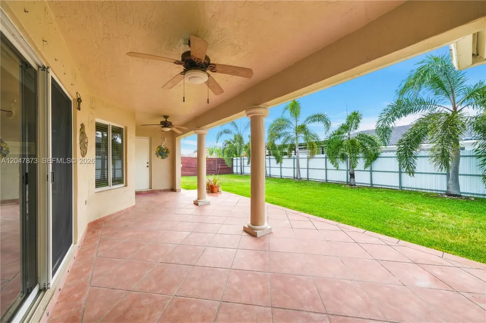15059 SW 33rd Ter Miami, FL 33185