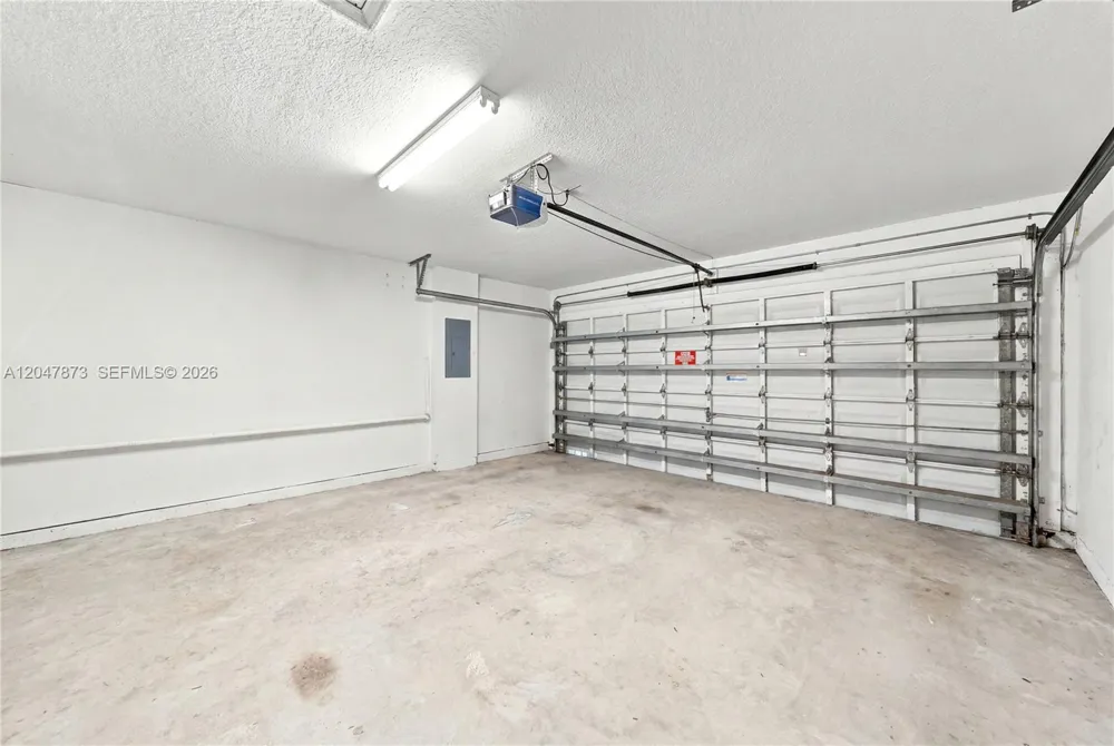 15059 SW 33rd Ter Miami, FL 33185