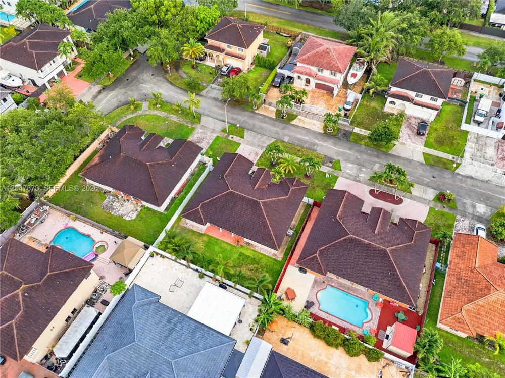 15059 SW 33rd Ter Miami, FL 33185