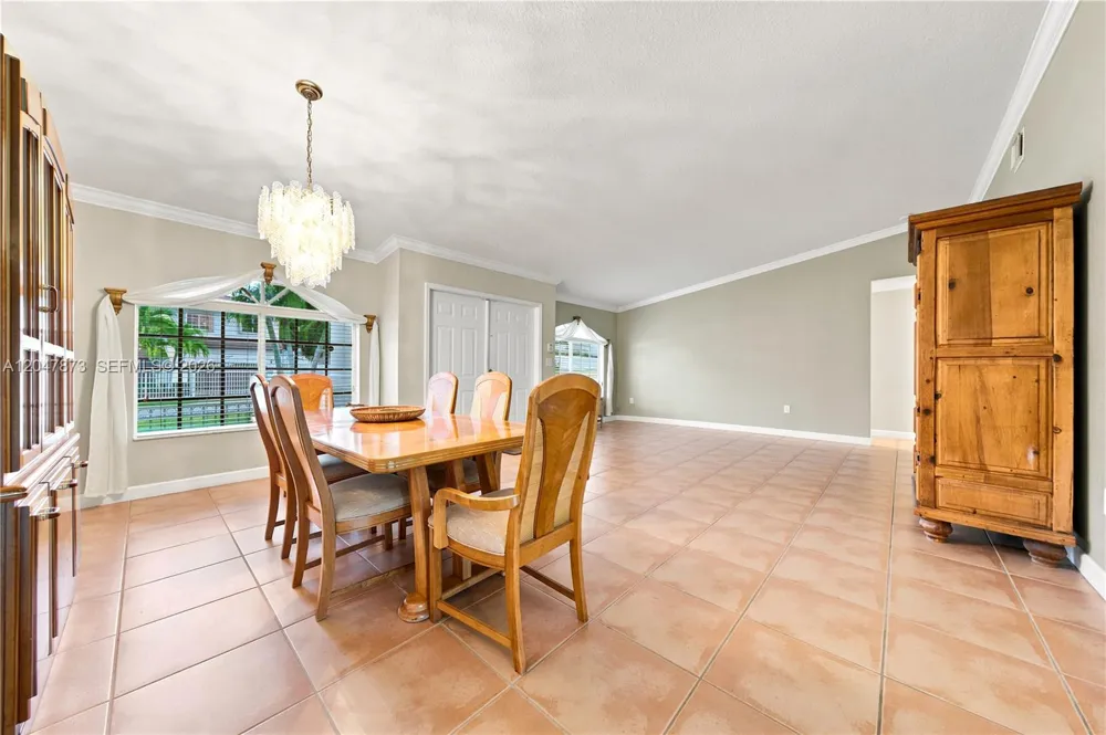 15059 SW 33rd Ter Miami, FL 33185