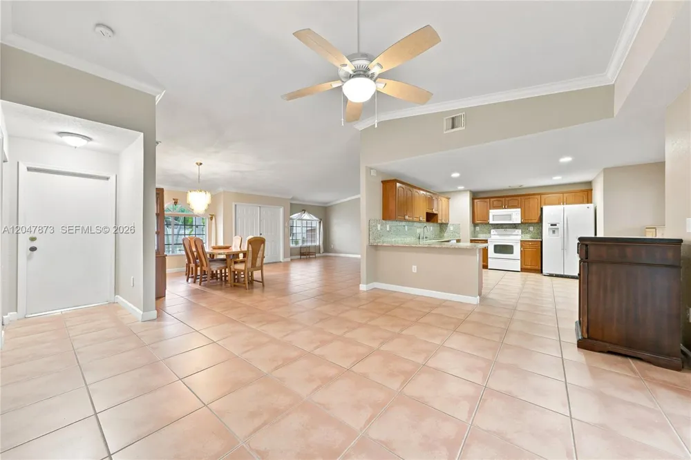15059 SW 33rd Ter Miami, FL 33185