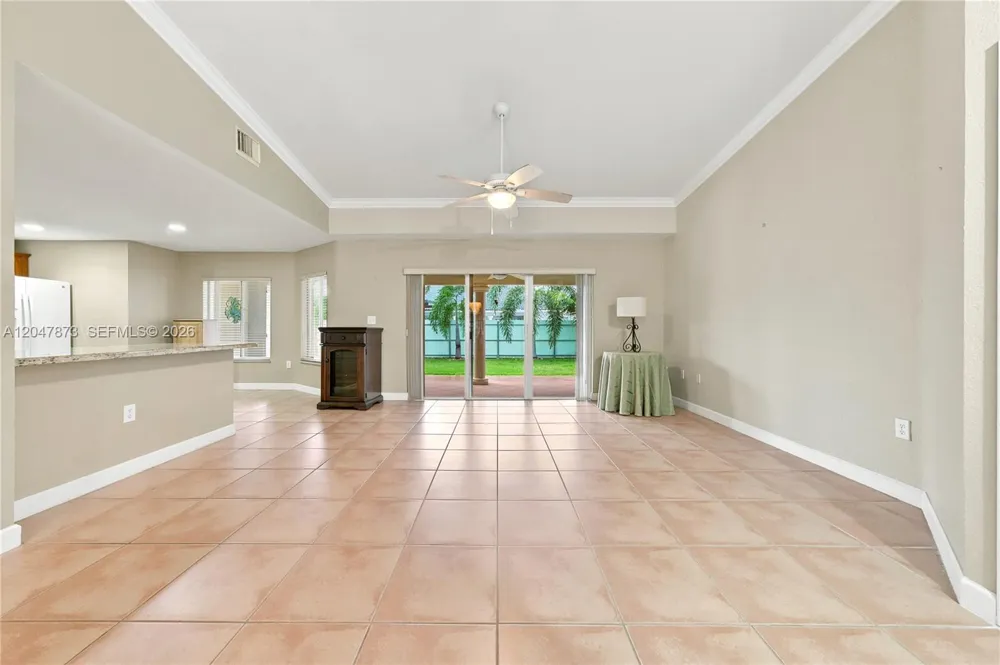 15059 SW 33rd Ter Miami, FL 33185