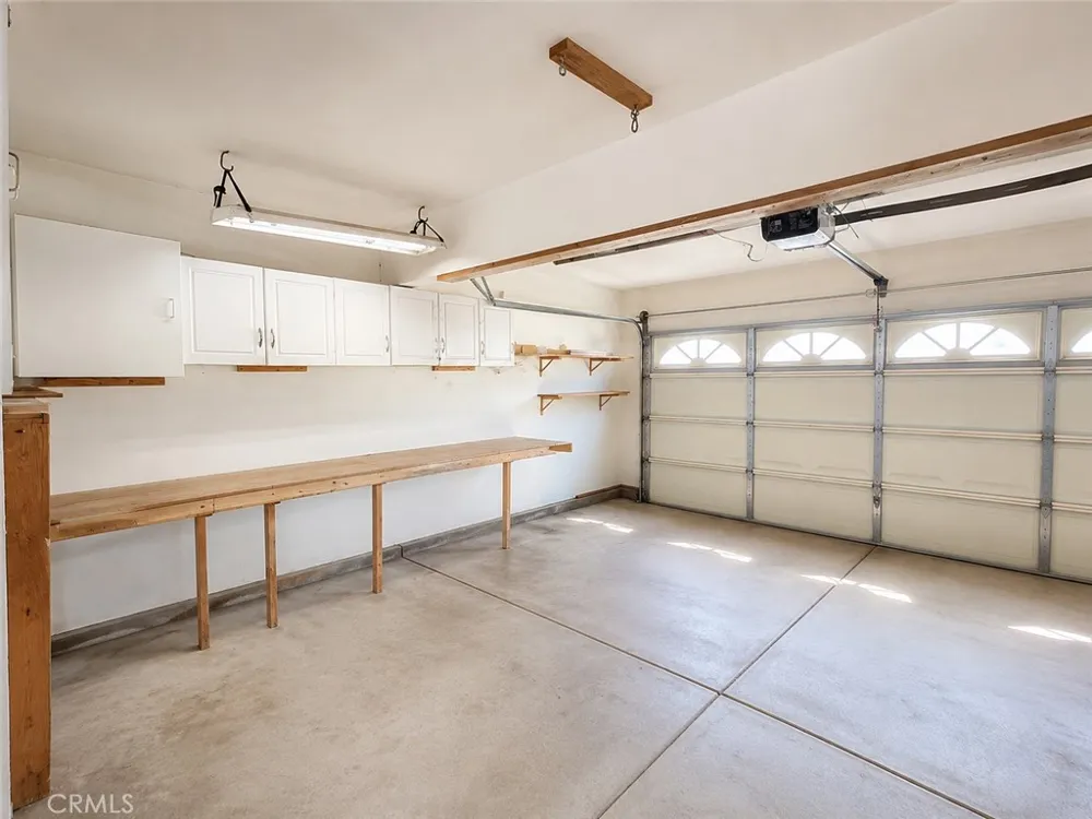 13116 Sunnyvale Court Hesperia, CA 92344