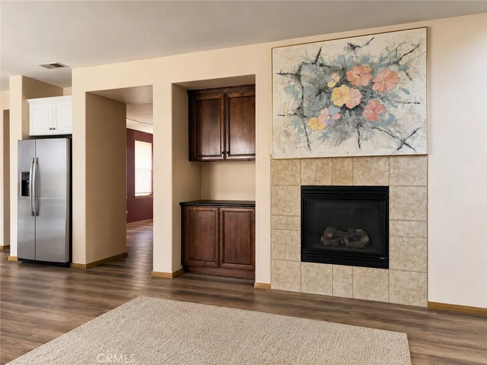 13116 Sunnyvale Court Hesperia, CA 92344