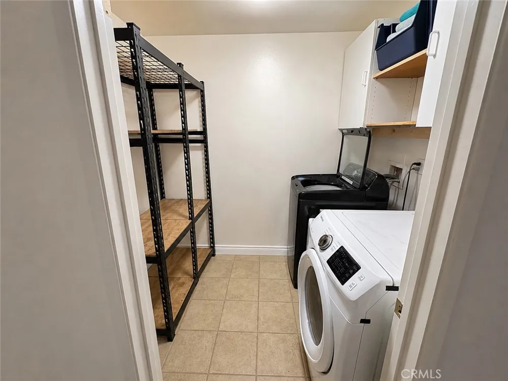 13116 Sunnyvale Court Hesperia, CA 92344