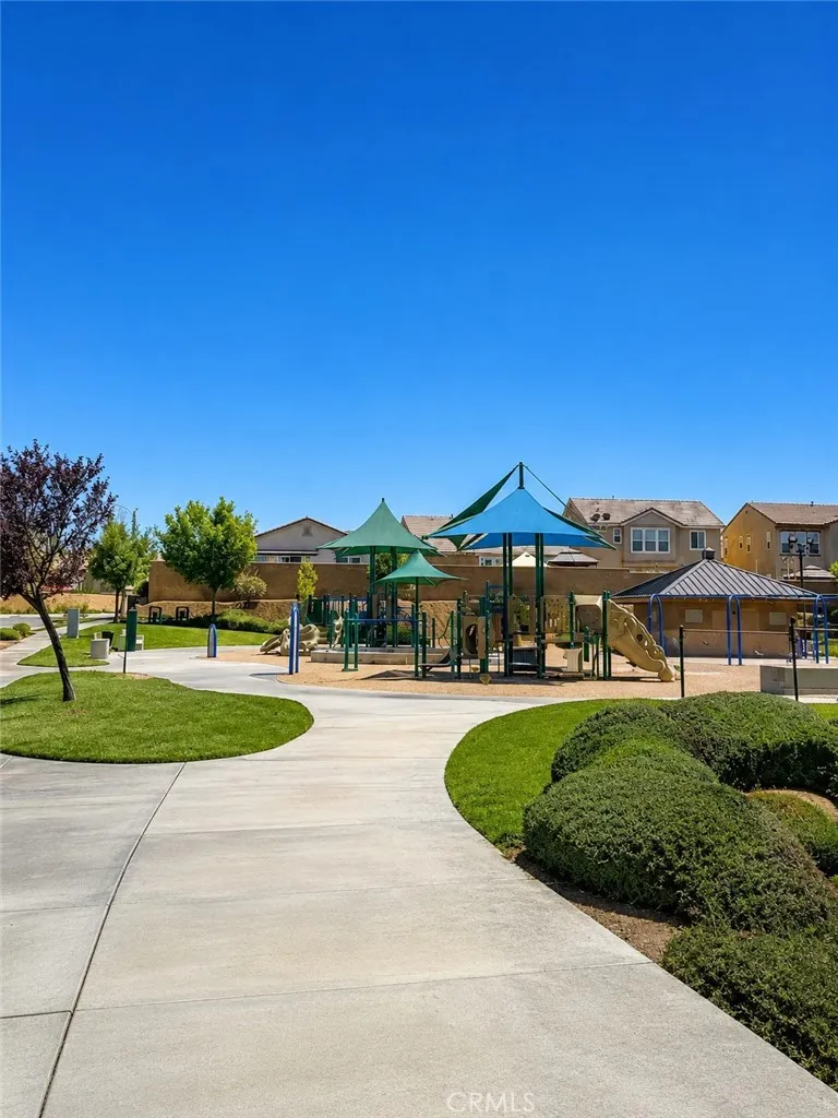 13116 Sunnyvale Court Hesperia, CA 92344