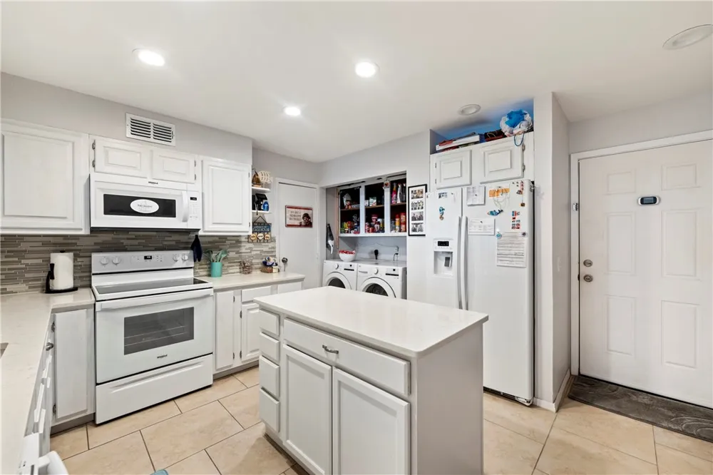 5973 State Highway 361 #210 Port Aransas, TX 78373