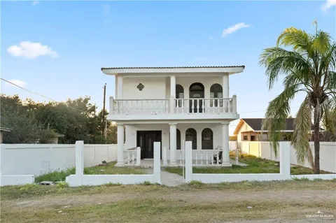 228 Alamo Street