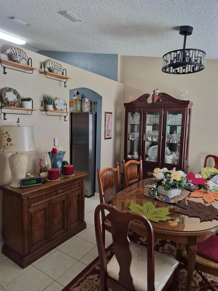 681 NW Thuringer St Street NW Palm Bay, FL 32907