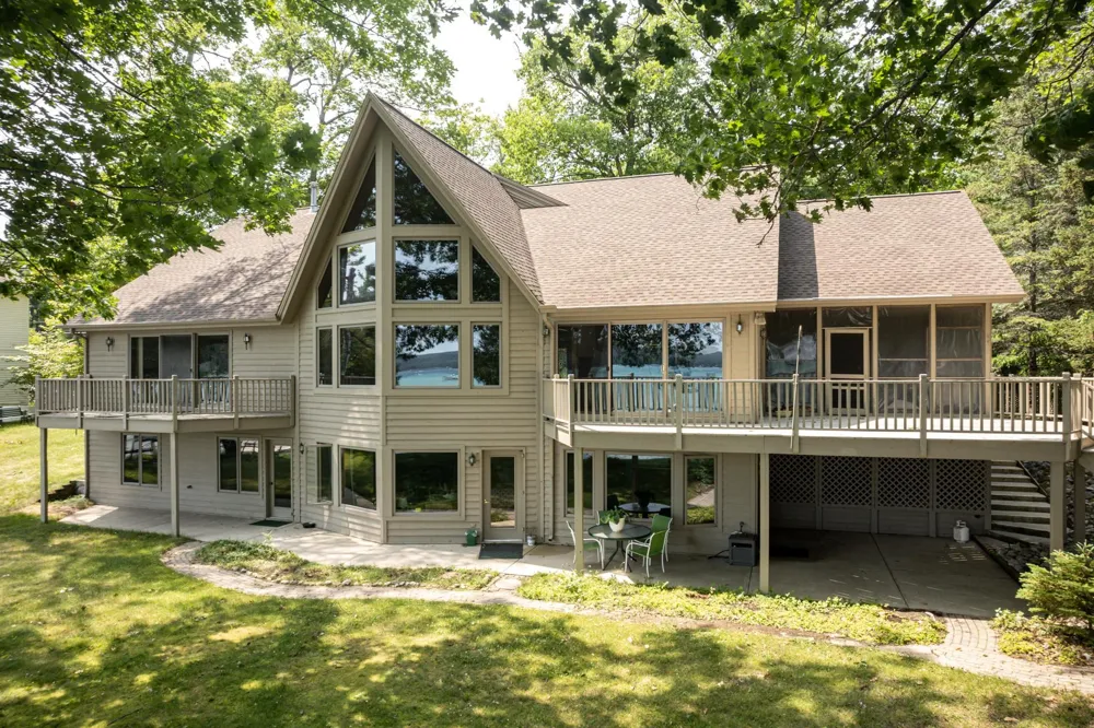 7953 S Glen Lake Road Glen Arbor Township, MI 49636