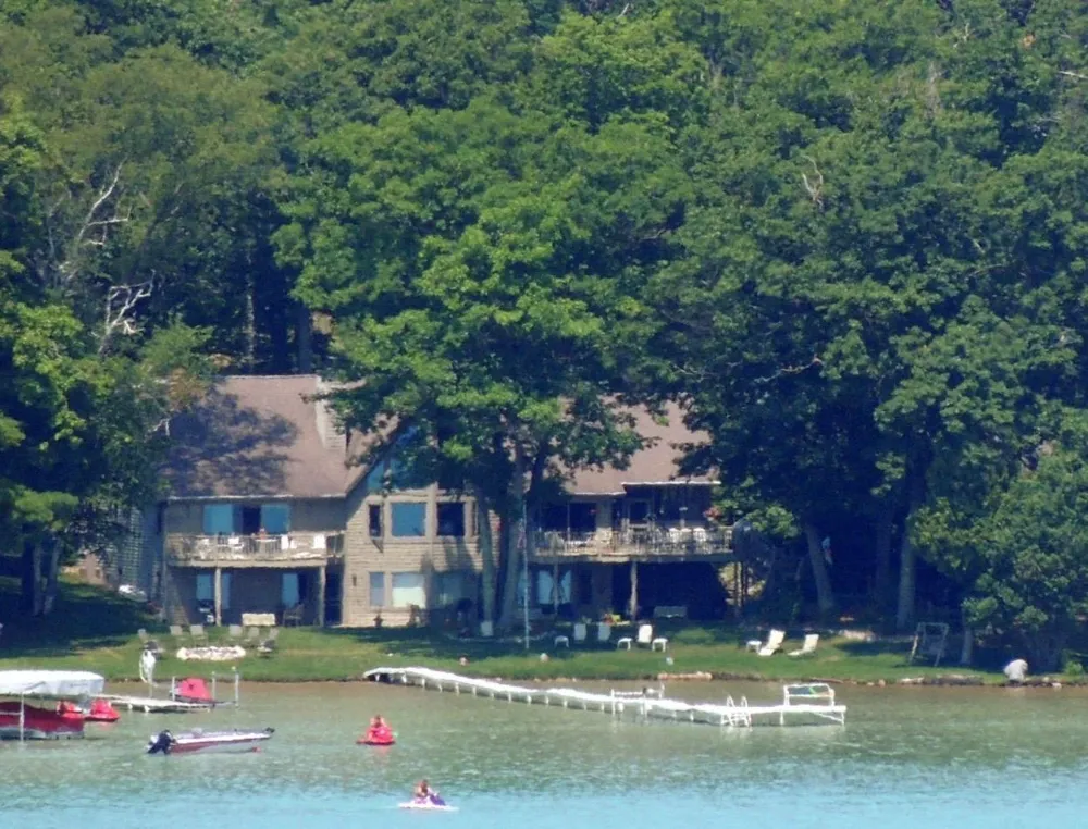 7953 S Glen Lake Road Glen Arbor Township, MI 49636