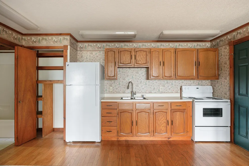 7953 S Glen Lake Road Glen Arbor Township, MI 49636