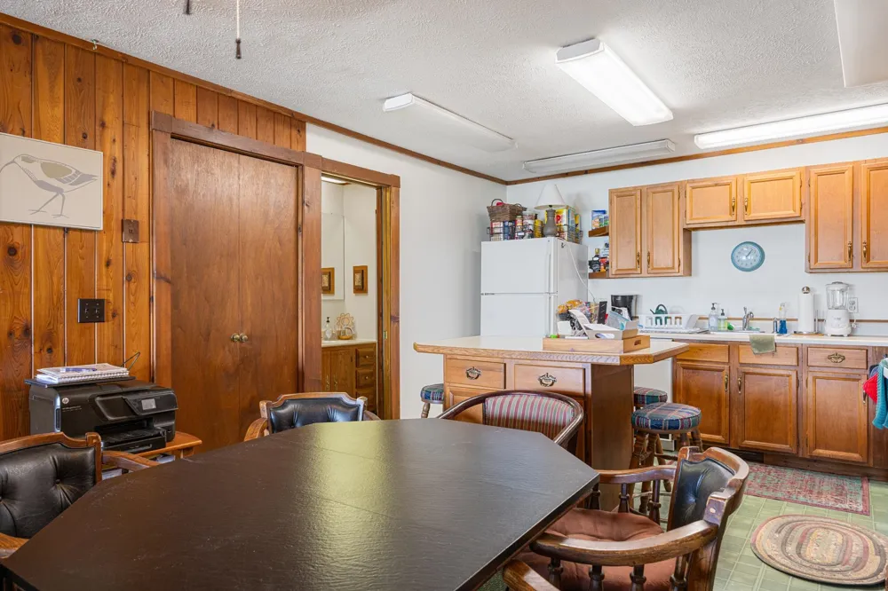 7953 S Glen Lake Road Glen Arbor Township, MI 49636