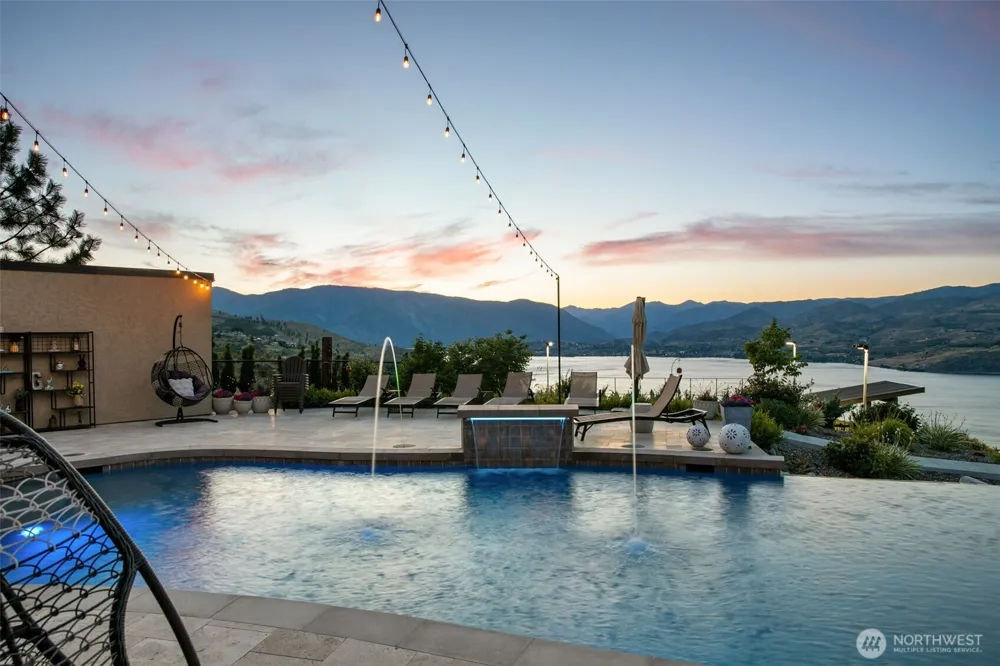 340 Hawks Meadow Road Chelan, WA 98816