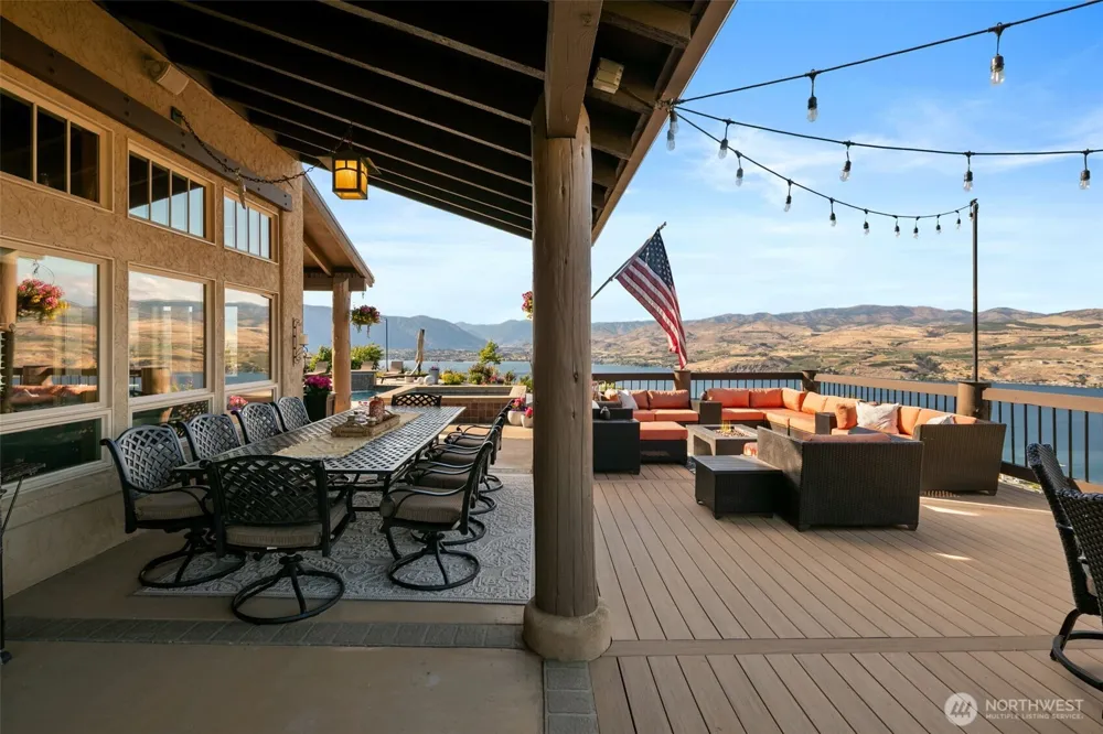 340 Hawks Meadow Road Chelan, WA 98816