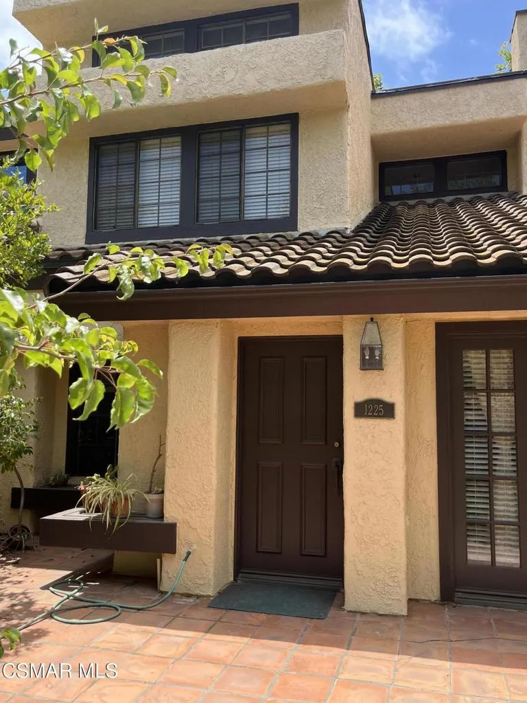 1225 Monte Sereno Drive Thousand Oaks, CA 91360