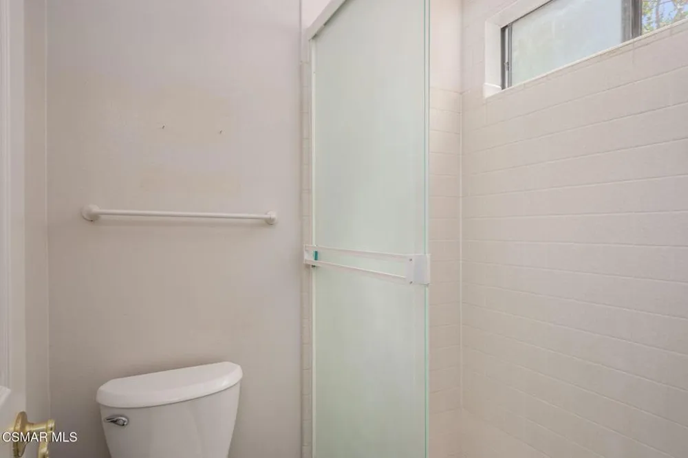 1225 Monte Sereno Drive Thousand Oaks, CA 91360