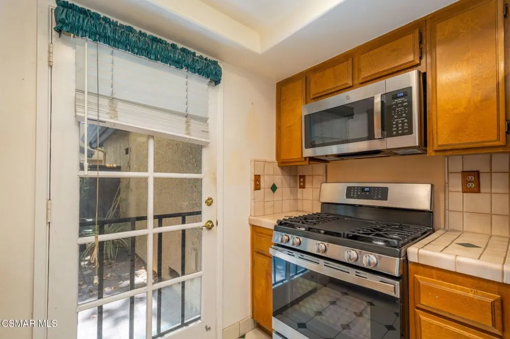 1225 Monte Sereno Drive Thousand Oaks, CA 91360