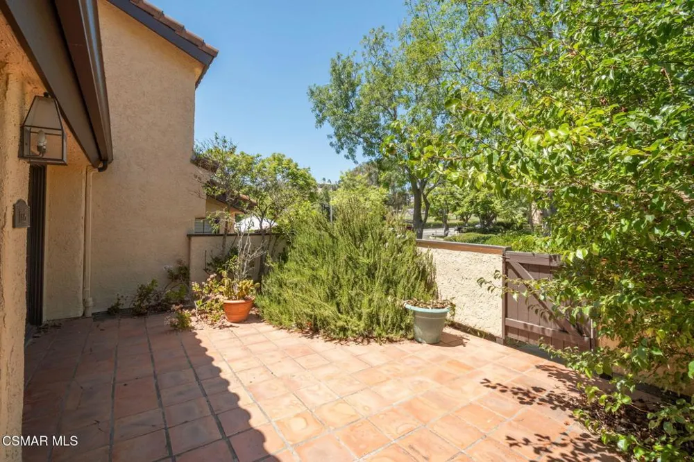 1225 Monte Sereno Drive Thousand Oaks, CA 91360