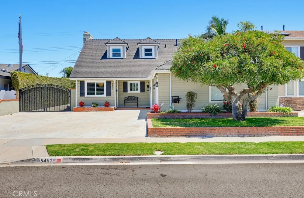 5482 Park Garden Grove, CA 92845