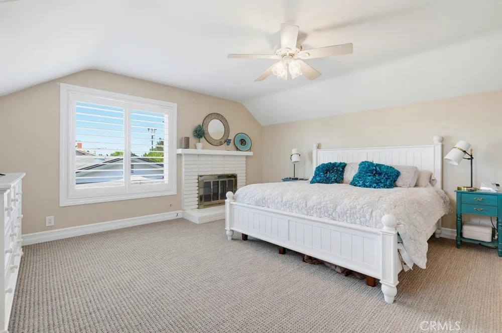 5482 Park Garden Grove, CA 92845