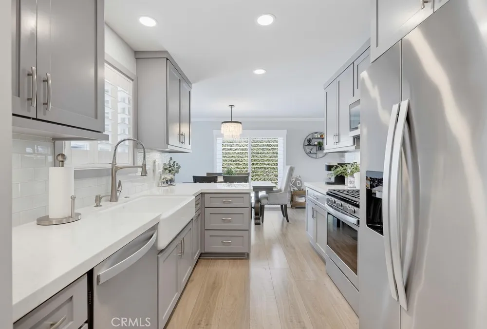 5482 Park Garden Grove, CA 92845