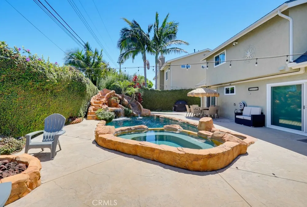 5482 Park Garden Grove, CA 92845