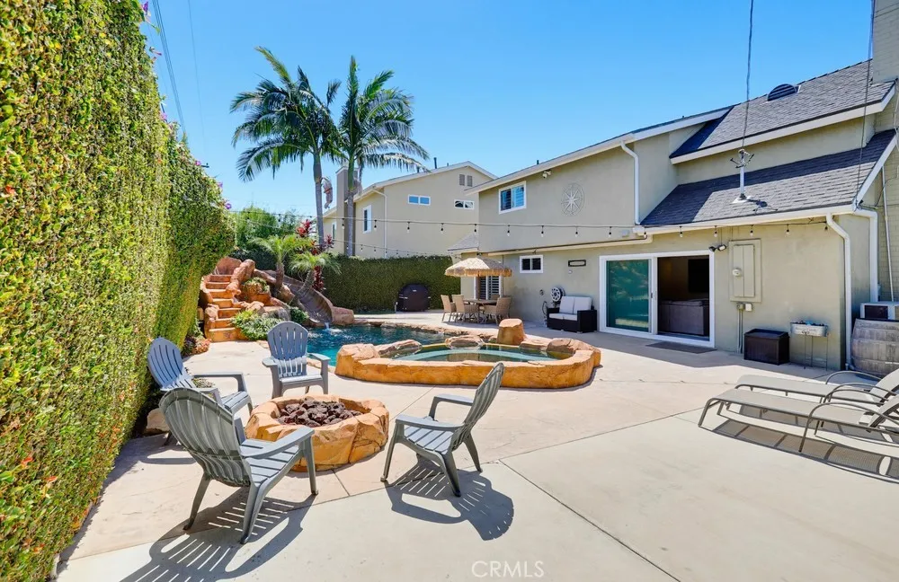 5482 Park Garden Grove, CA 92845