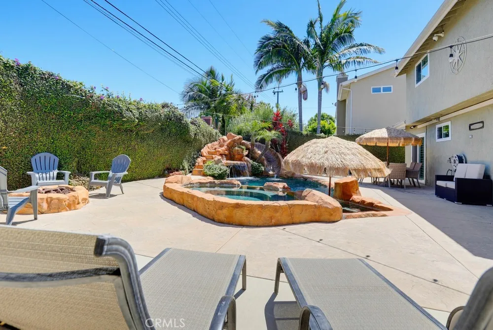 5482 Park Garden Grove, CA 92845