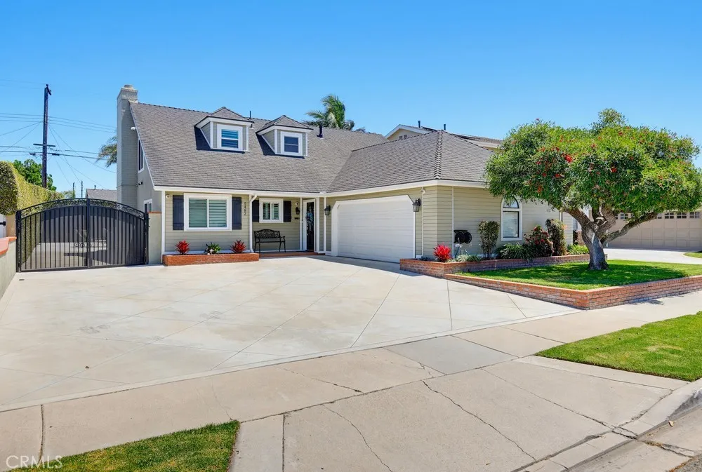 5482 Park Garden Grove, CA 92845