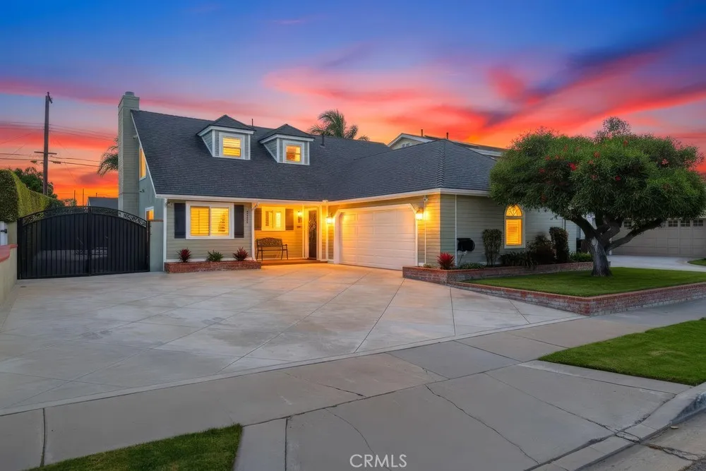 5482 Park Garden Grove, CA 92845