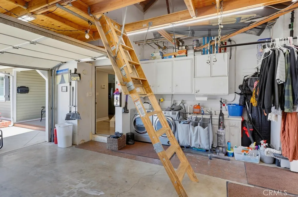5482 Park Garden Grove, CA 92845