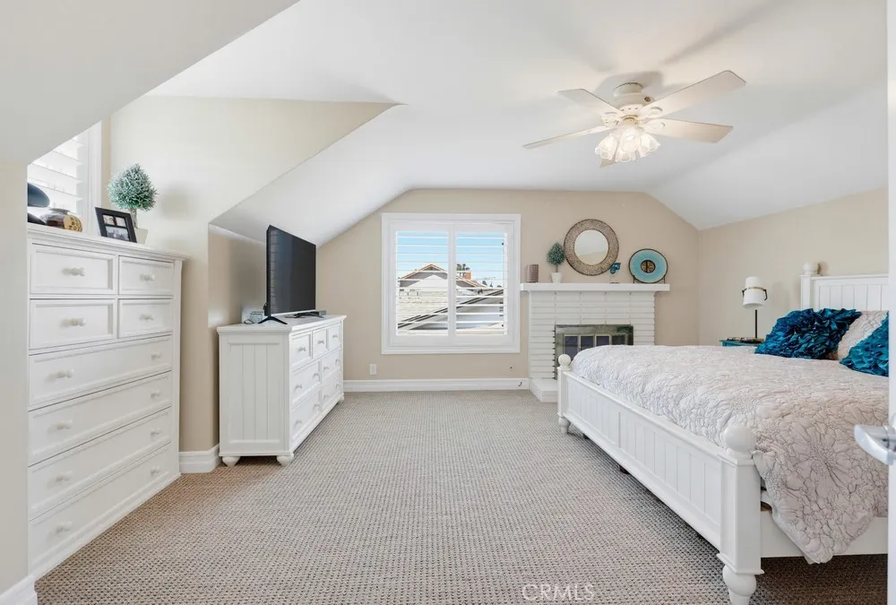 5482 Park Garden Grove, CA 92845
